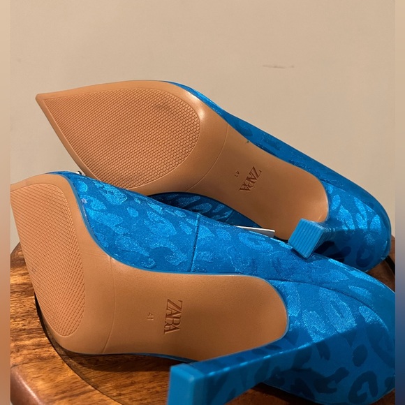 Zara Blue Embellished Heels - NWT - Picture 6 of 7